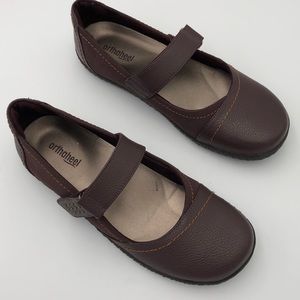 Orthaheel 25Sara Plum Mary Janes